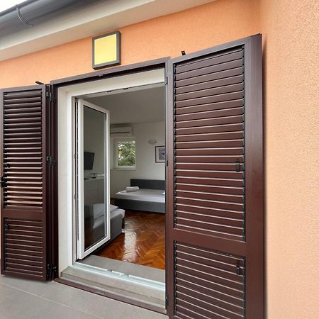 Falcon Mali Lošinj Exterior foto